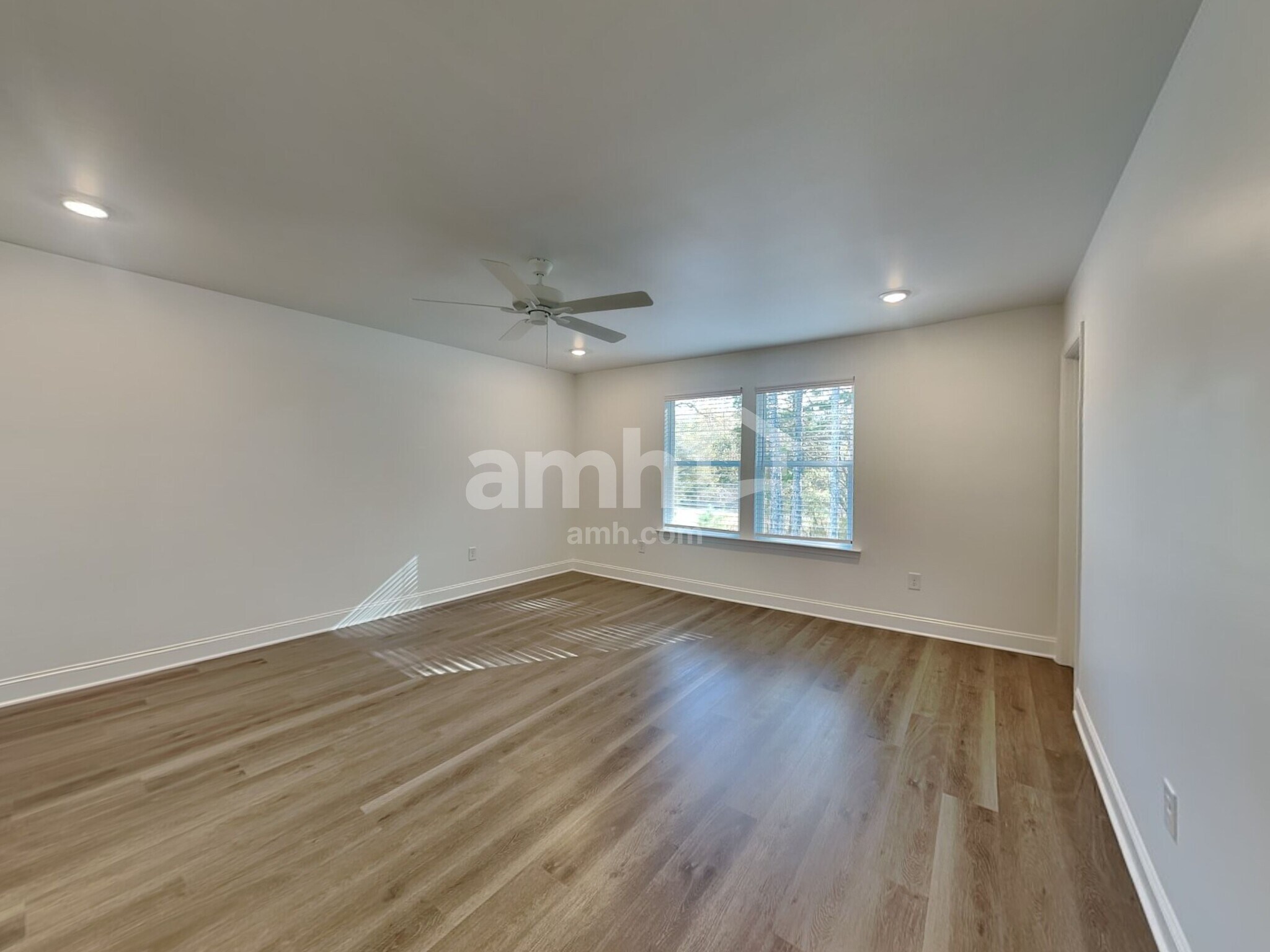 Building Photo - 1499 Aquamarine Dr