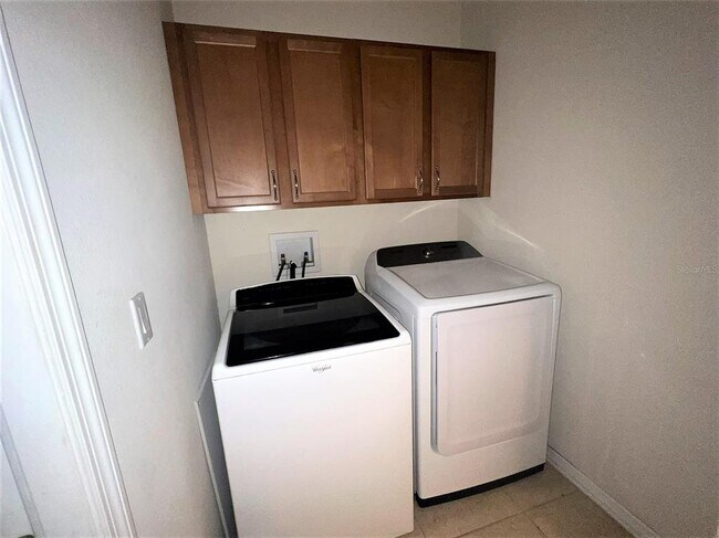 Building Photo - 11721 Manistique Way