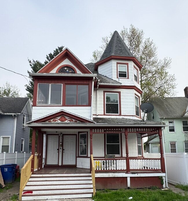 Primary Photo - 223 Cottage St