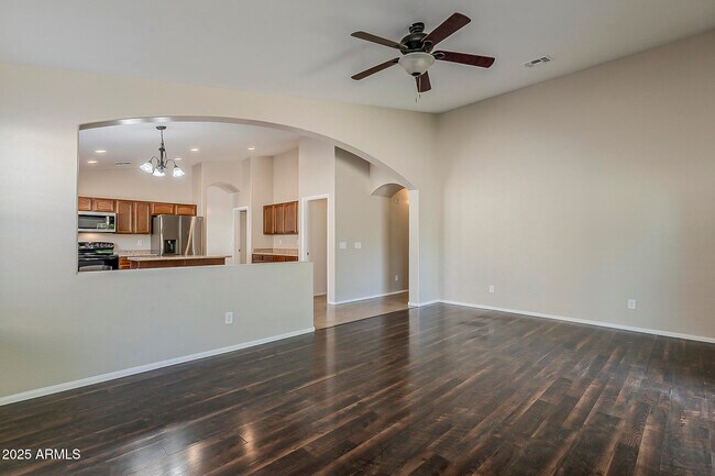 Building Photo - 7358 N 72nd Ave
