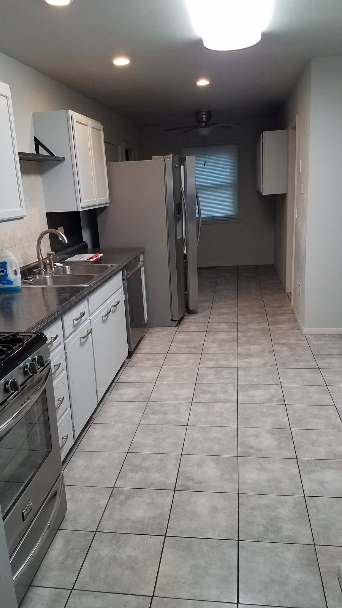 Updated kitchen - 605 Bennett