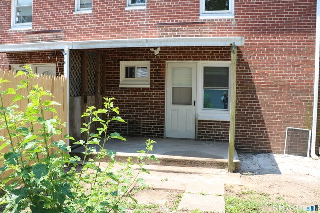 Building Photo - 264 Pearl Harbor St