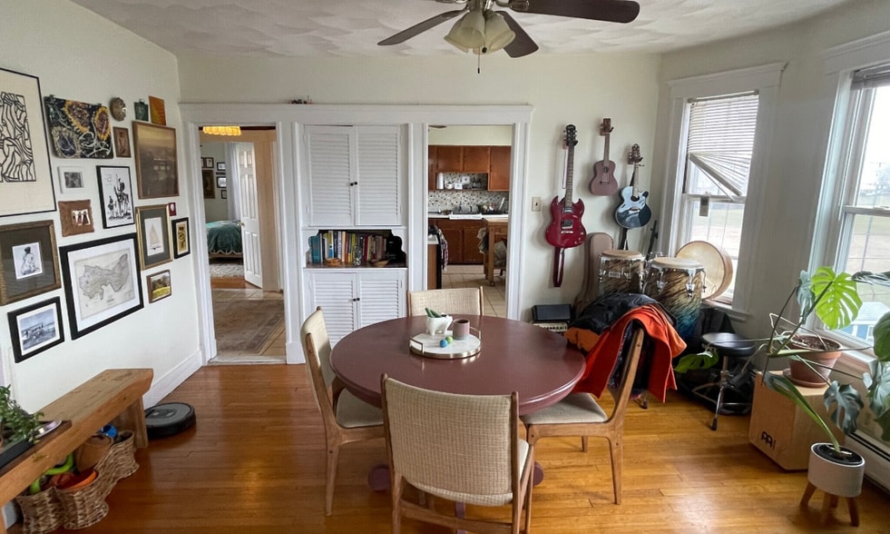 Building Photo - 81 Clarendon Ave