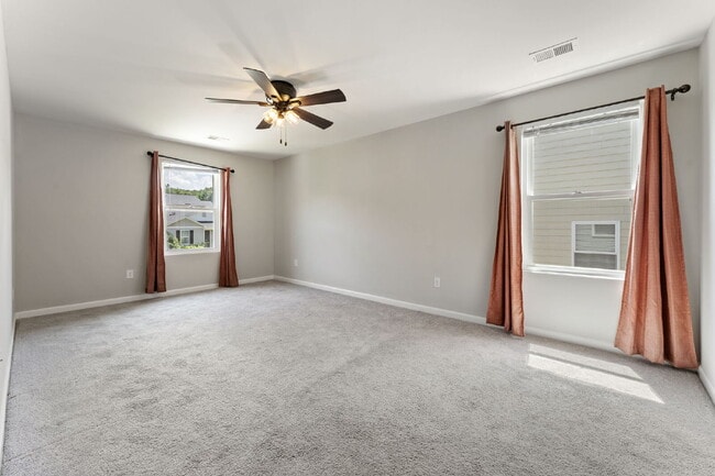 Building Photo - Charming 3-Bedroom Home in Millstone Subdi...