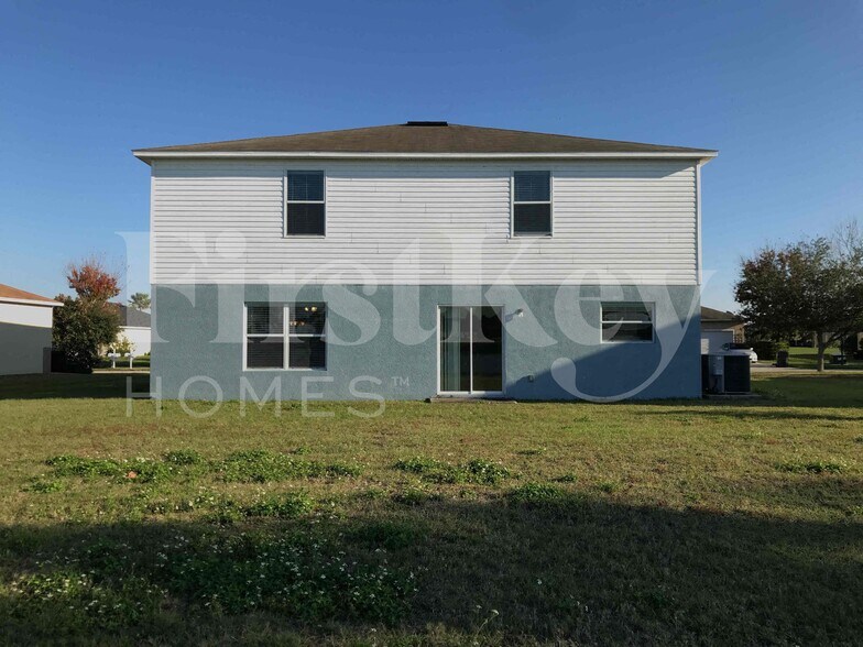 Building Photo - 5455 Sandy Shell Dr