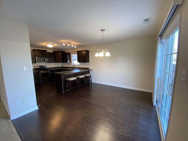 Building Photo - 3301 Hardee Farms Dr