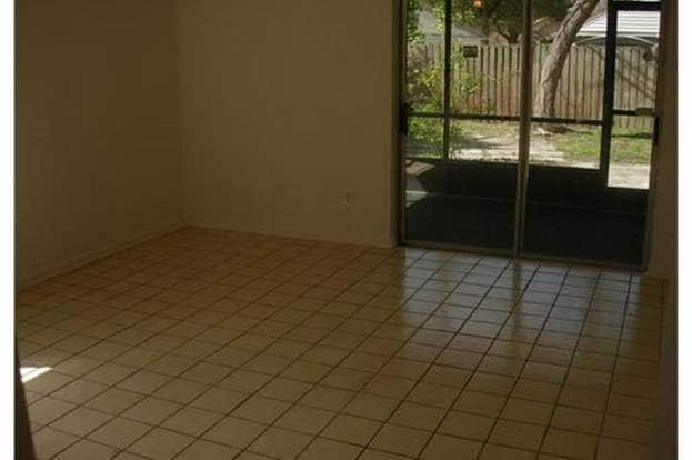 Building Photo - 1621 Coppersmith Ct