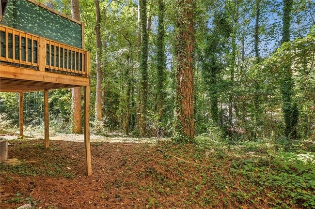 Building Photo - 2158 Wells Dr SE
