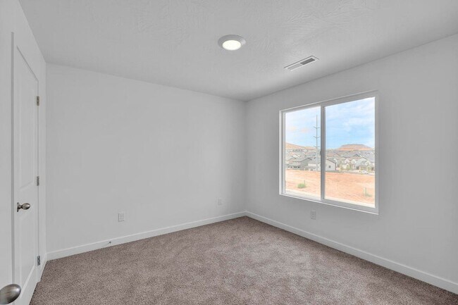 Building Photo - 2133 Wolverine Wy