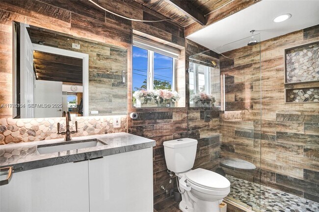 Building Photo - 4185 SW 49th Ct