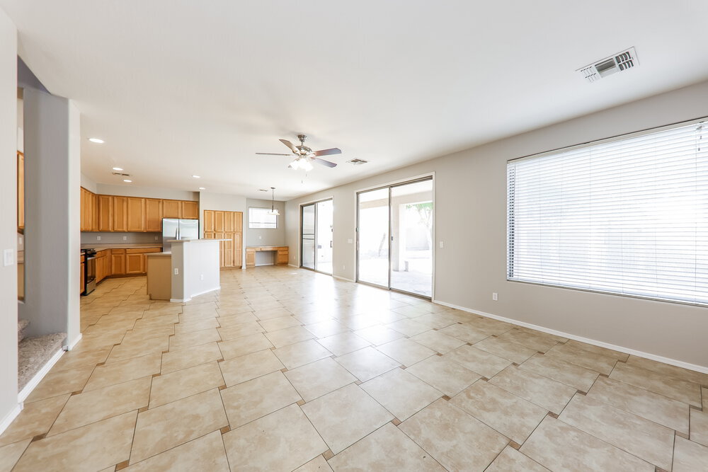 Building Photo - 6877 W Briles Rd