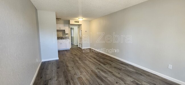 Building Photo - 1181 Kelso St