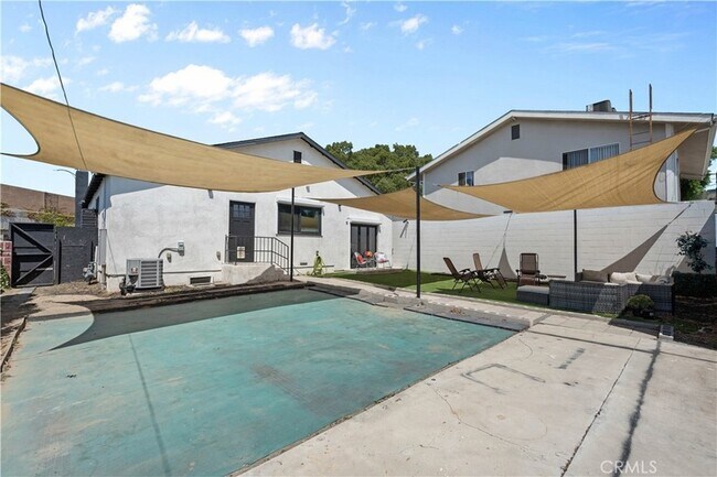 Building Photo - 1702 Landis St