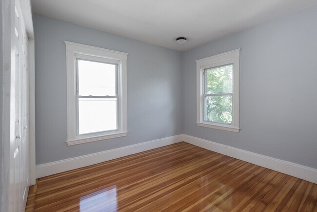 Building Photo - 112 Brush Hill Rd