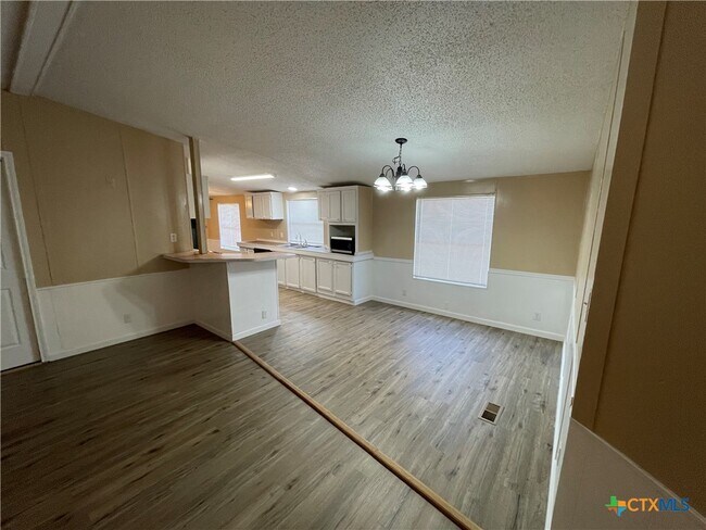 Building Photo - 629 Buck Trail