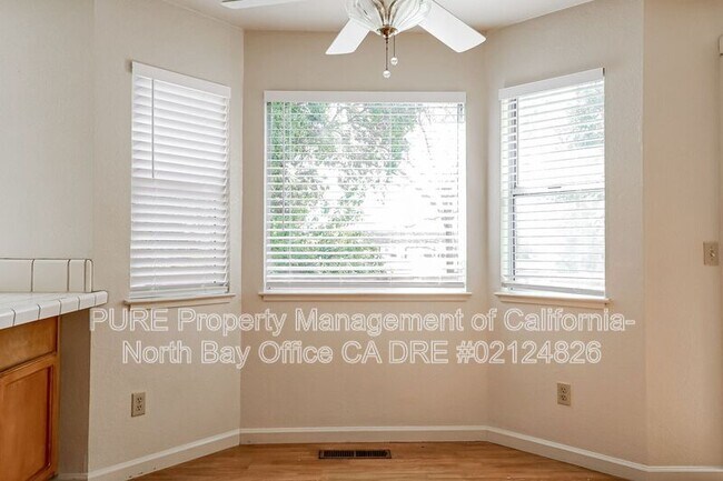 Building Photo - 1336 Jennings Park Way