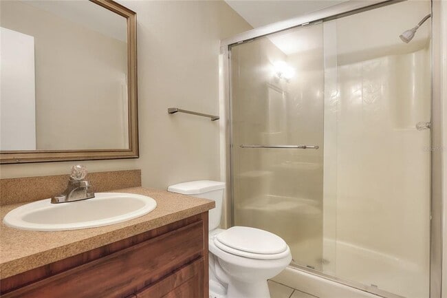 Building Photo - 3988 Oak Loop