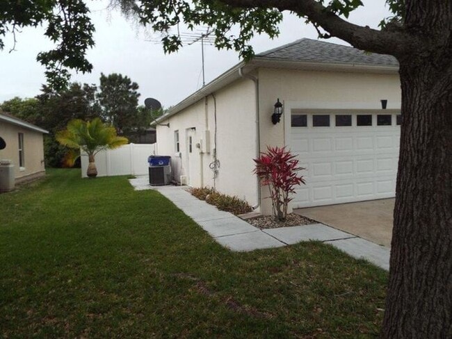 Building Photo - Lovely home @ Sawgrass in St Cloud
