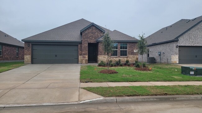 Building Photo - 509 Range Rd
