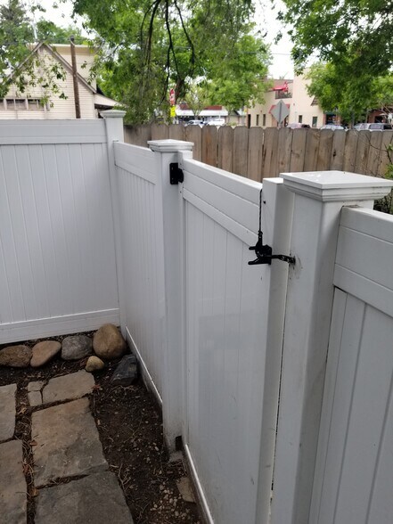 Building Photo - 701 Remington St