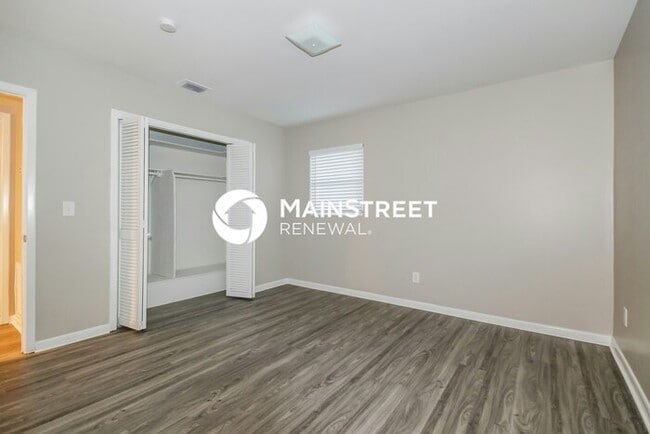 Building Photo - 4 Bedroom Pet-Friendly Home in Tampa, FL w...