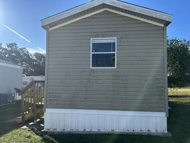 Building Photo - 6941 MacDonald Ct