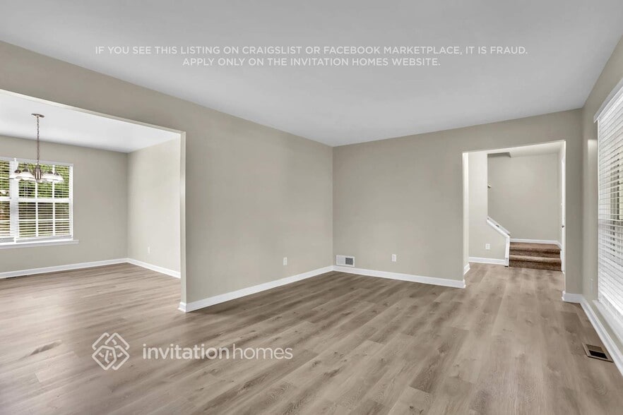 Building Photo - 4530 Doss Cir