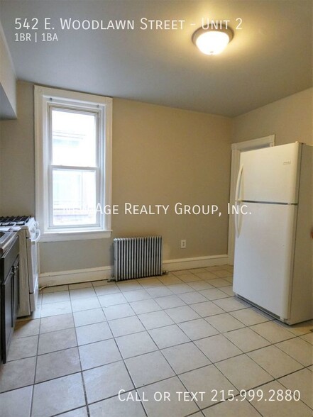 Building Photo - 542 E Woodlawn St