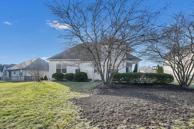 Building Photo - 9580 Mission Dr