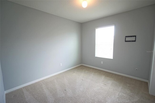 Building Photo - 6911 Breezy Palm Dr