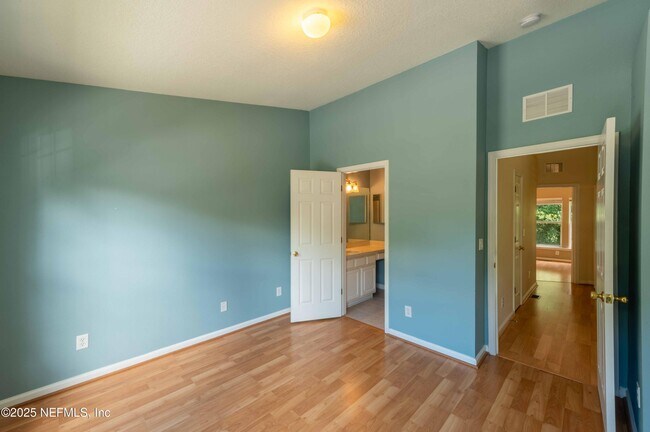 Building Photo - 3483 Lone Tree Ln