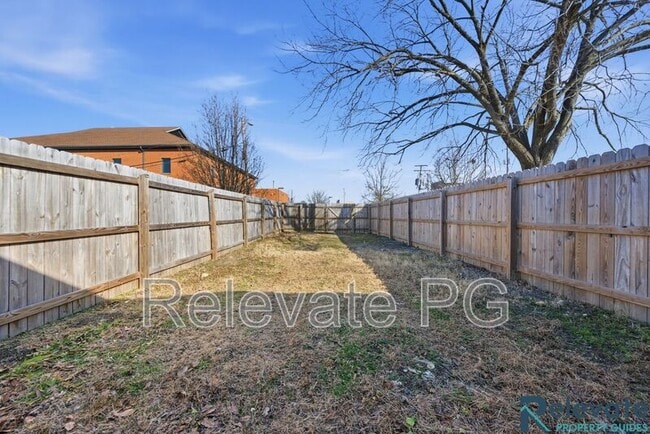 Building Photo - 2820 Q St