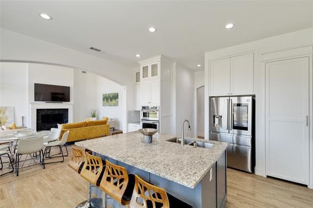 Building Photo - 1399 E Highland Rd