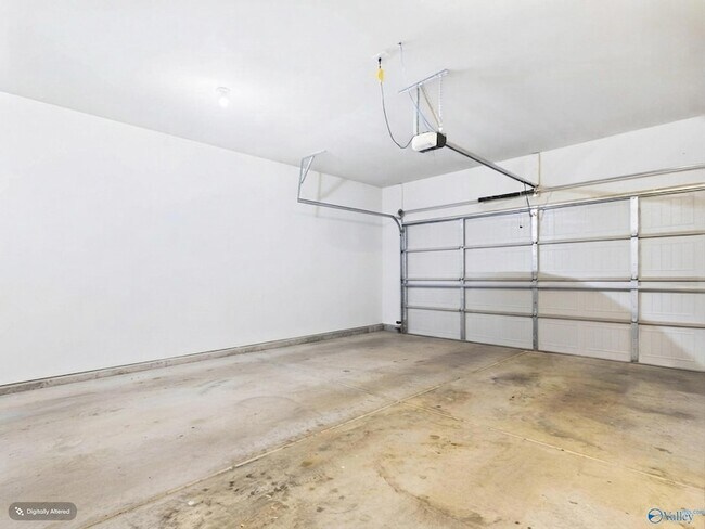Building Photo - 8207 NW Stone Mill Dr