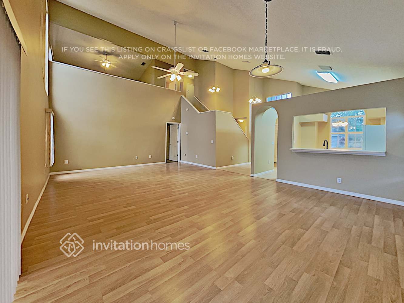 Building Photo - 27439 Breakers Dr