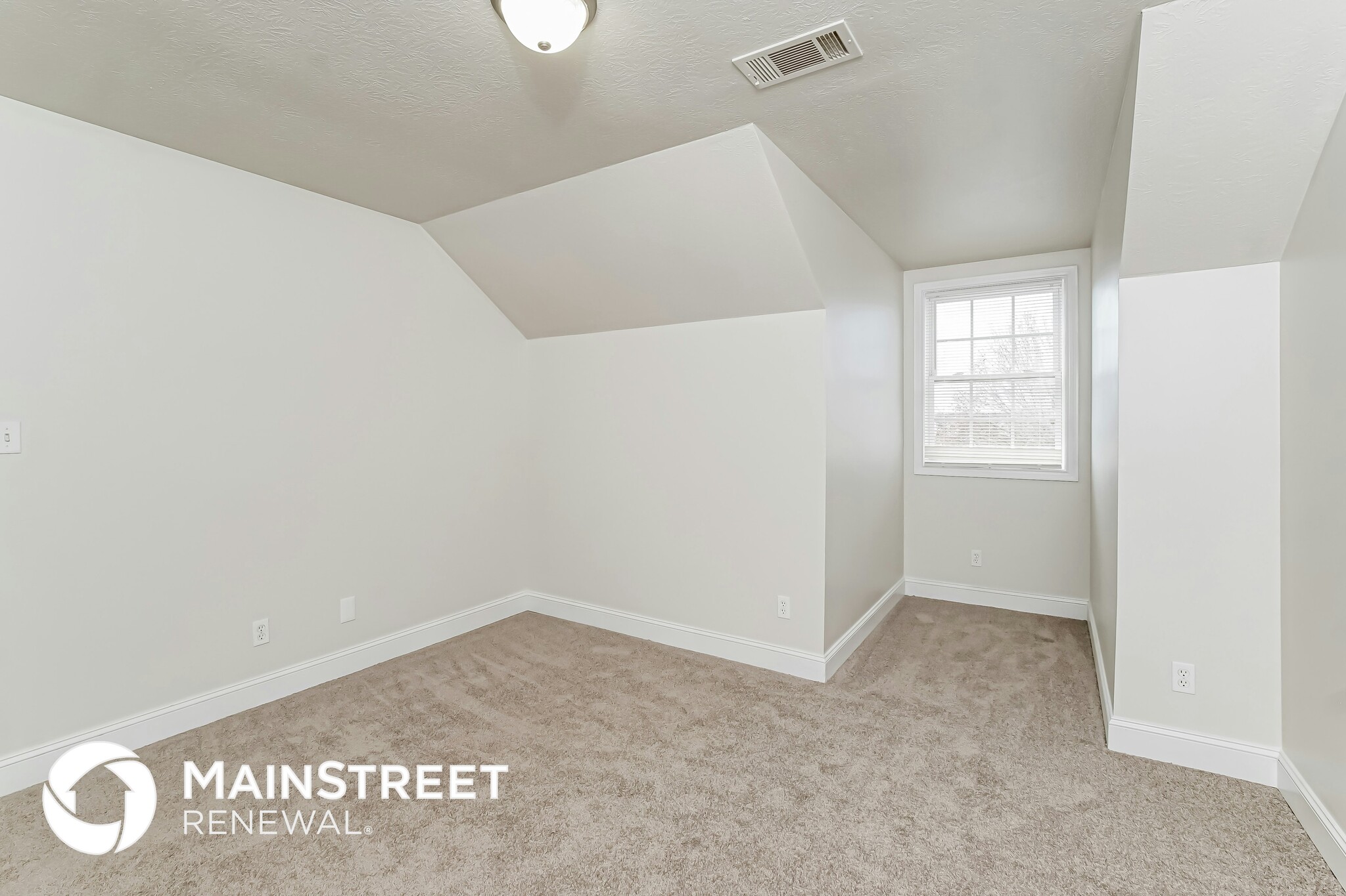 Building Photo - 7346 English Park Way