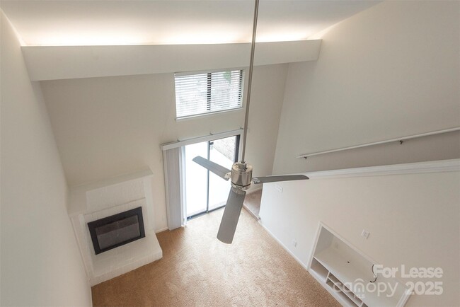 Building Photo - 7930 Charter Oak Ln