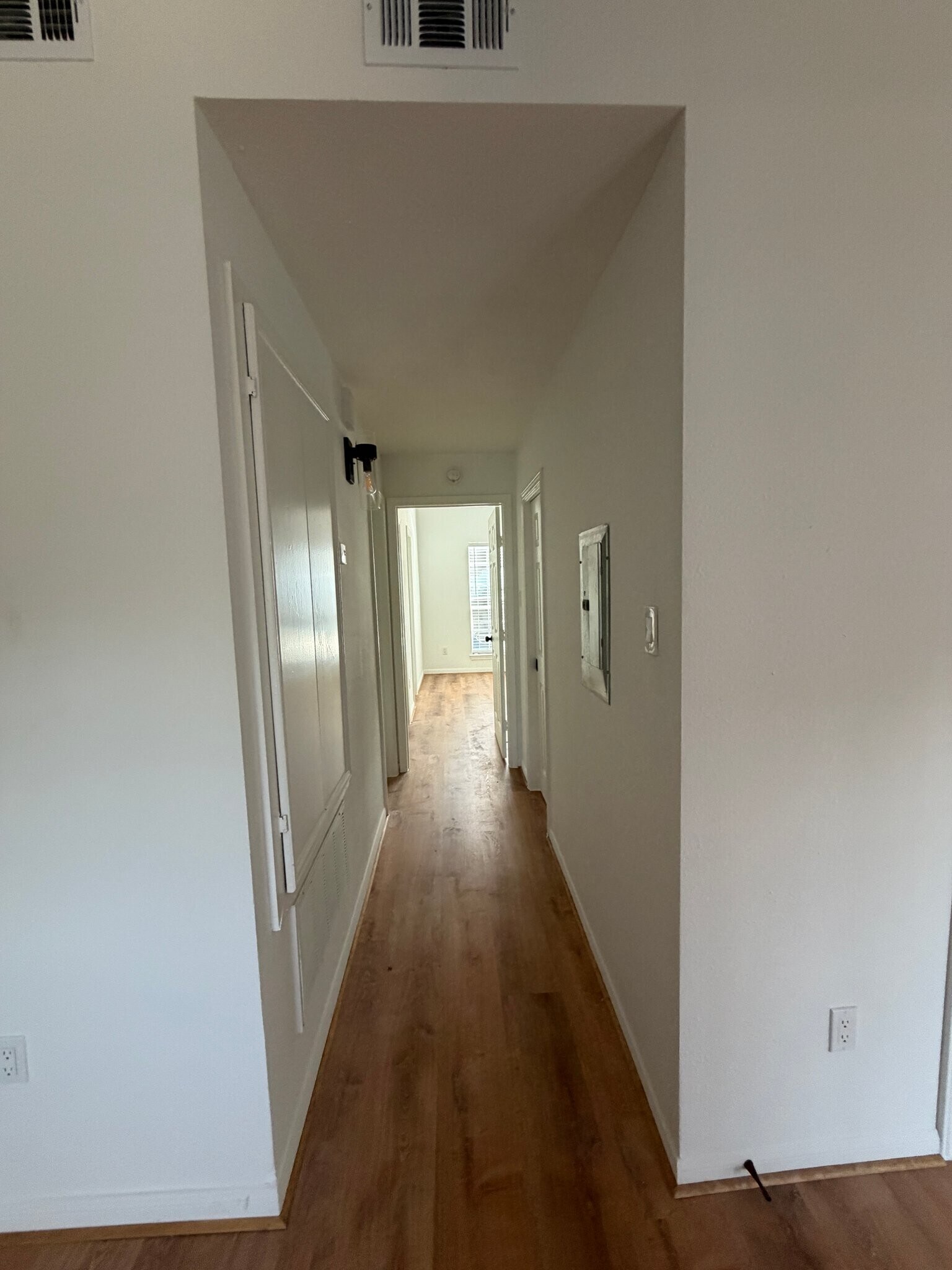 Building Photo - 2323 Fairwind Rd