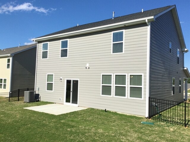 Building Photo - 165 Havenbrook Dr