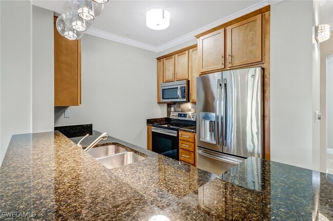 Building Photo - 23191 Fashion Dr