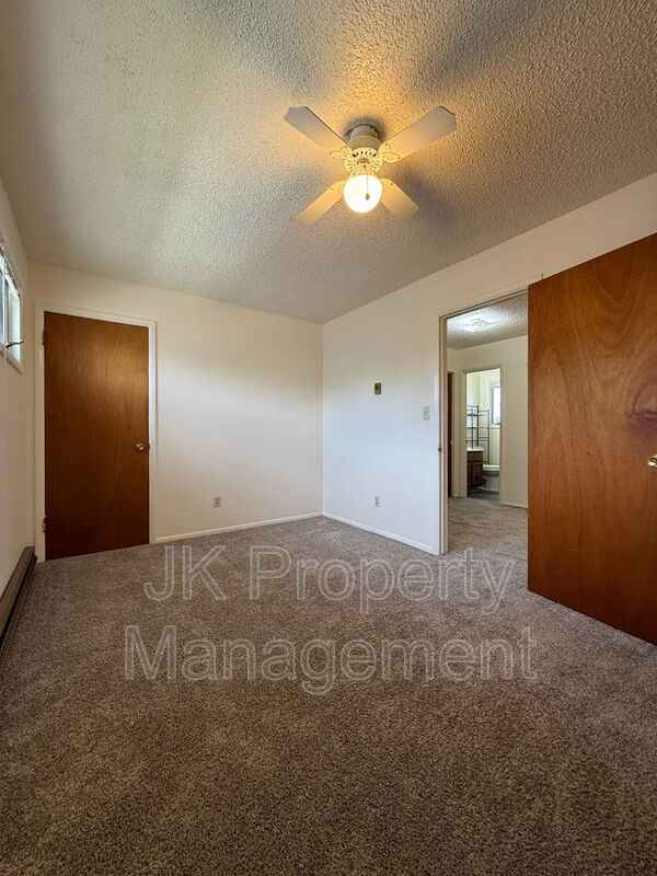 Building Photo - 919 1st Ave SW