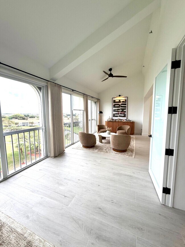 Building Photo - 17031 Boca Club Blvd