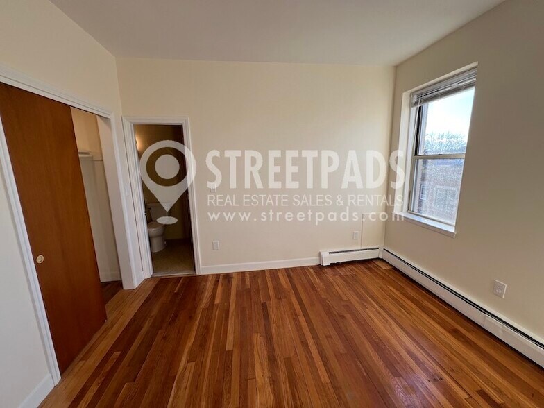 Building Photo - 60 Brighton Ave