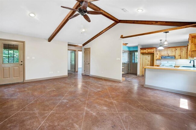 Building Photo - 306 Homesite Rd