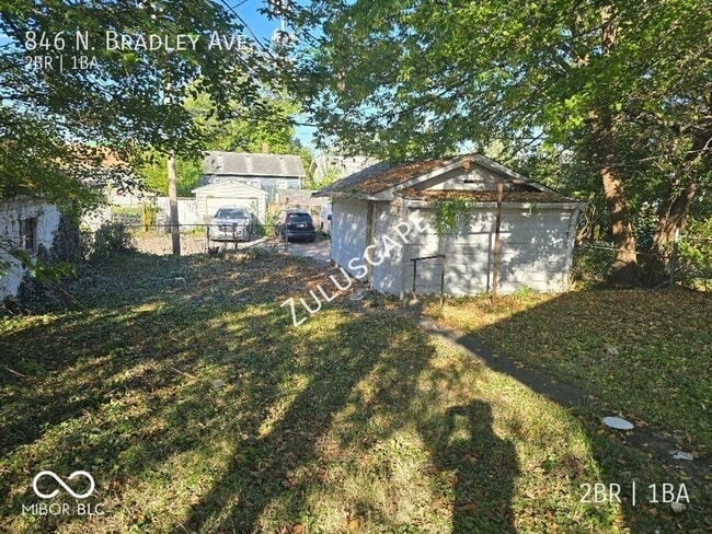 Building Photo - 846 N Bradley Ave