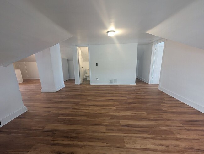 Building Photo - 10711 Joan Ave