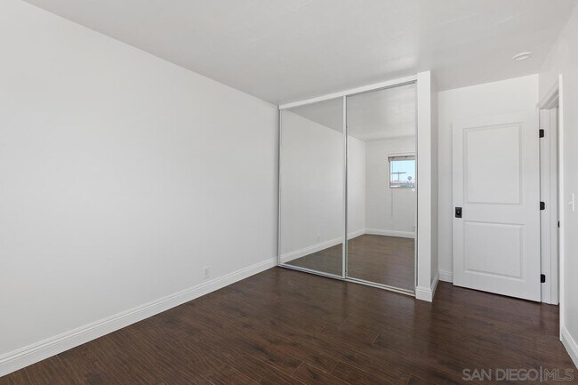 Building Photo - 4800 Williamsburg Ln