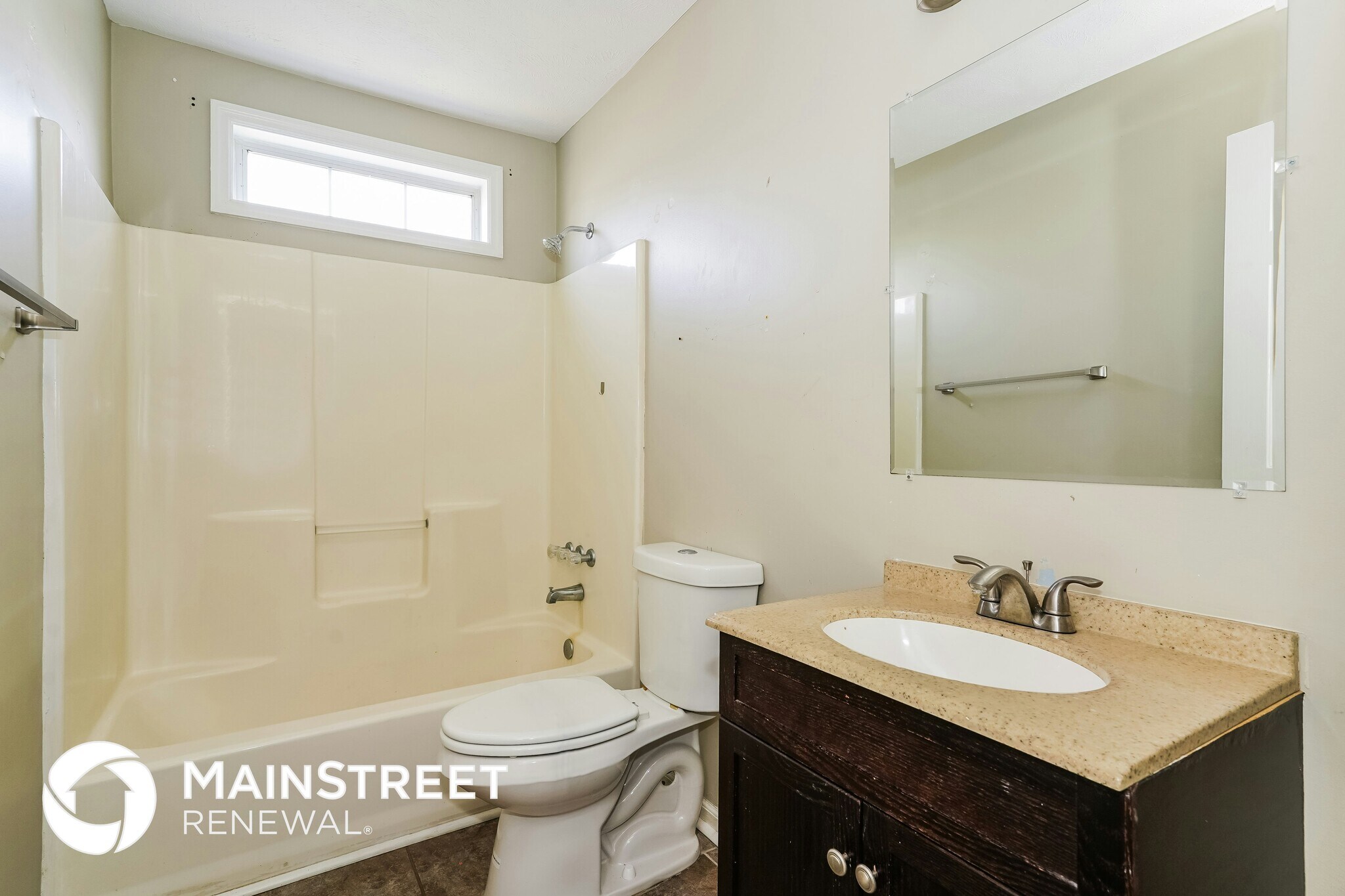 Building Photo - 1921 Treeview Dr