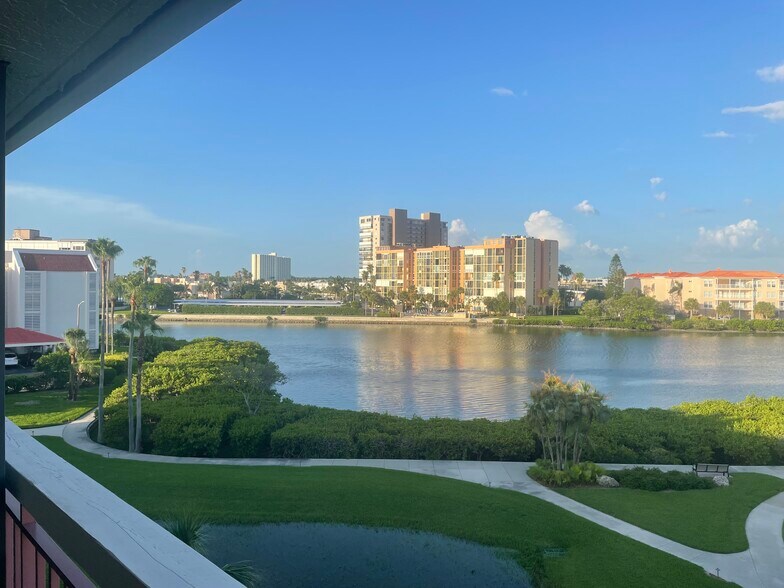 Bay view - 7893 Sailboat Key Blvd S