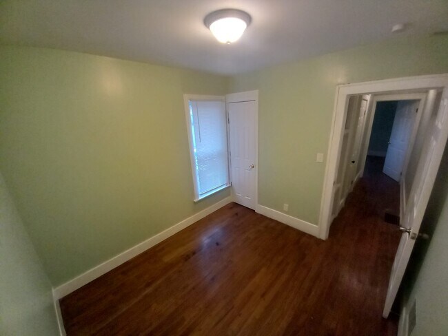 Building Photo - 24833 Bennett St